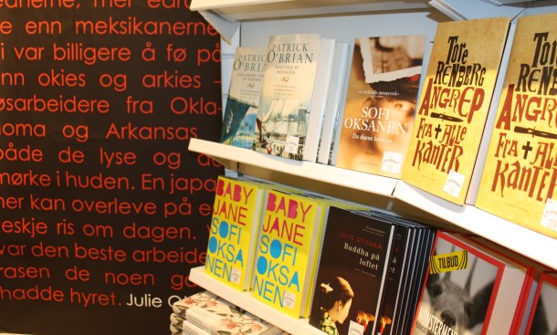 Sofi Oksasen suosi Norjassa jatkuu. Kuva: Reeta / Les! Lue! 